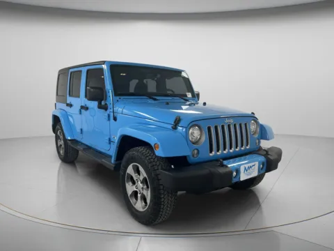 Blue 2017 Jeep Wrangler Unlimited Sahara for sale in Chillicothe, MO
