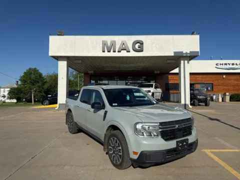 Gray 2024 Ford Maverick LARIAT for sale in Chillicothe, MO