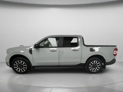 More photos of 2024 Ford Maverick LARIAT at MAG CDJR, MO