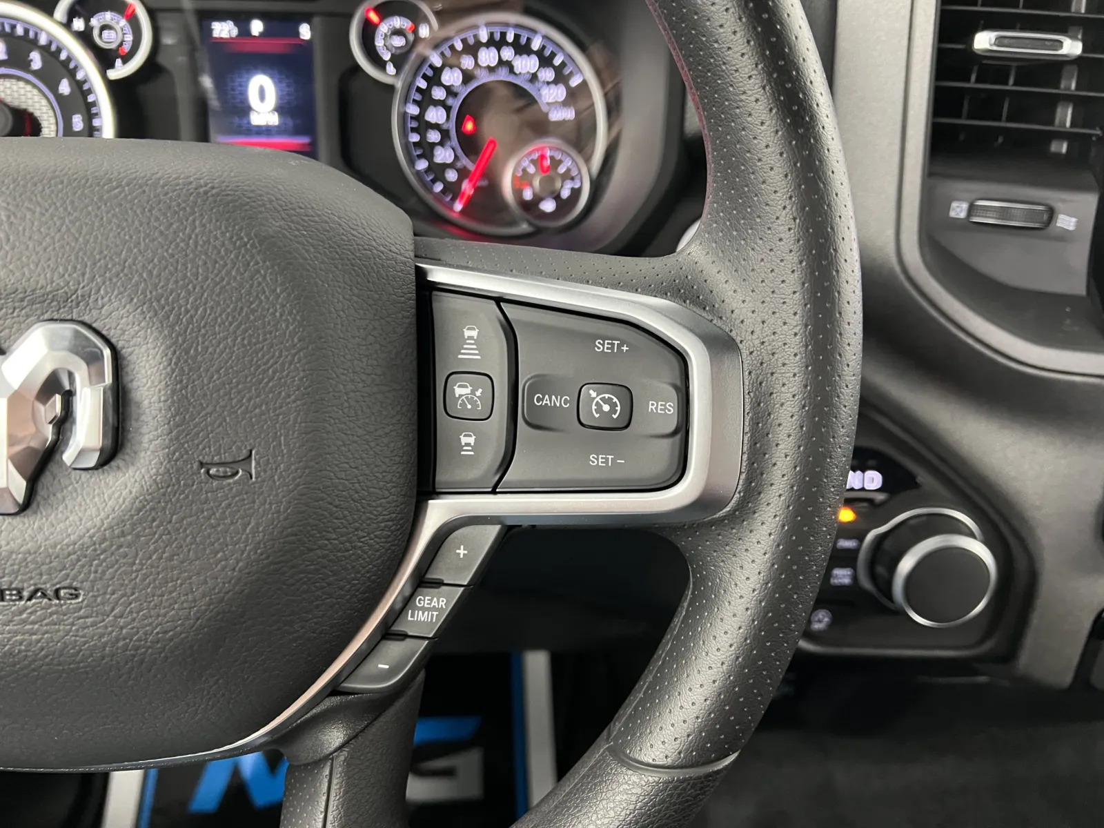 Ram 1500 photo 25