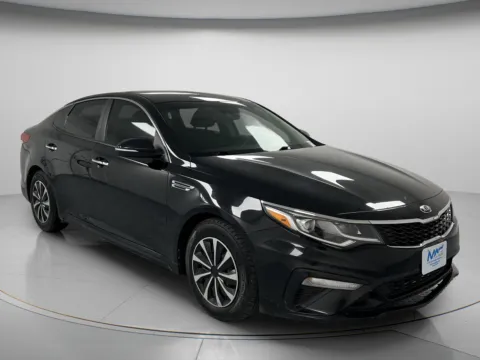 Black 2019 Kia Optima LX for sale in Chillicothe, MO