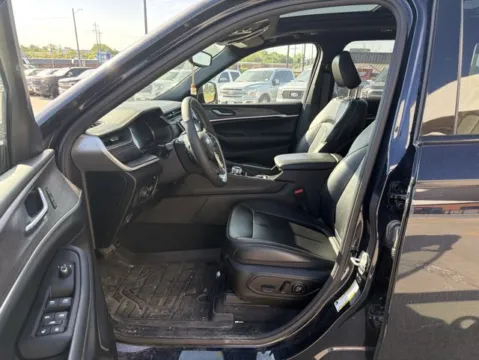More photos of 2024 Jeep Grand Cherokee 4xe 4x4 at MAG CDJR, MO