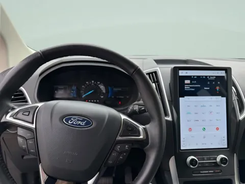 More photos of 2024 Ford Edge SEL at MAG CDJR, MO
