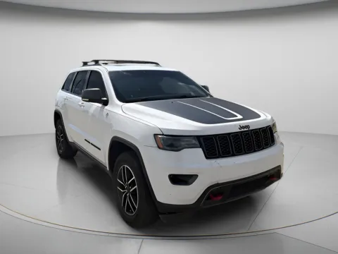 White 2020 Jeep Grand Cherokee Trailhawk for sale in Chillicothe, MO