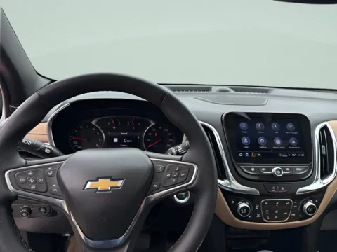More photos of 2024 Chevrolet Equinox Premier at MAG CDJR, MO