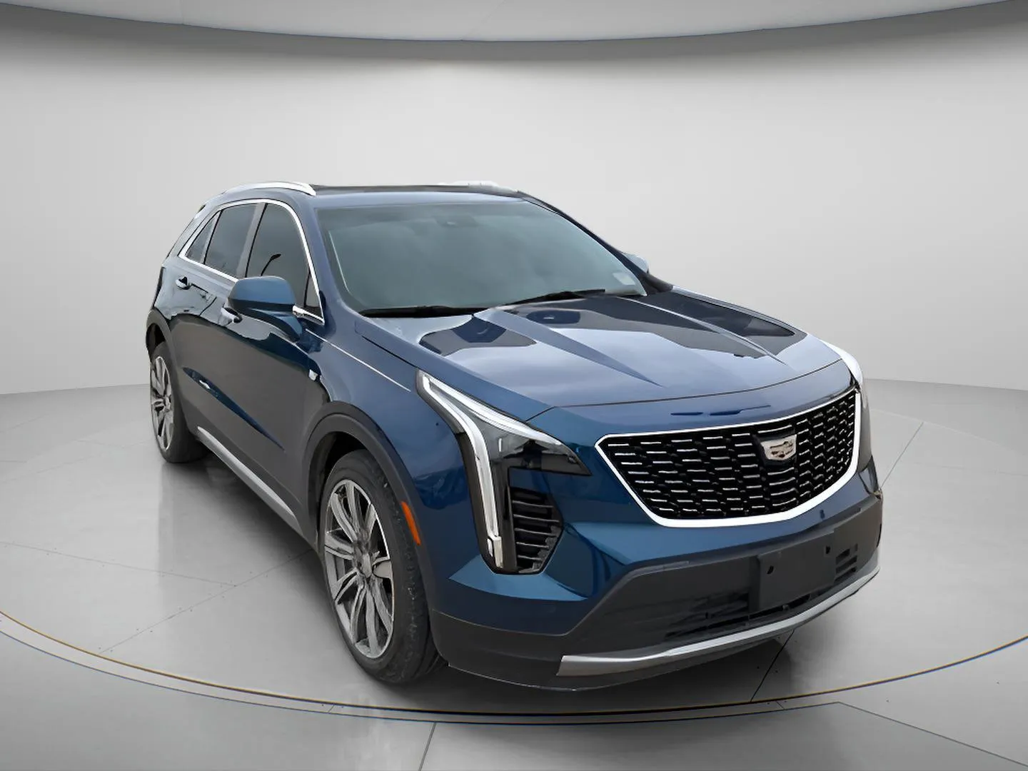 2019 Cadillac XT4 FWD Premium Luxury