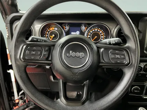More photos of 2022 Jeep Gladiator Willys Sport at MAG CDJR, MO