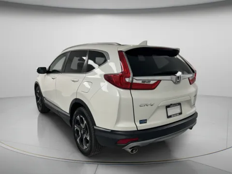 More photos of 2017 Honda CR-V Touring at MAG CDJR, MO