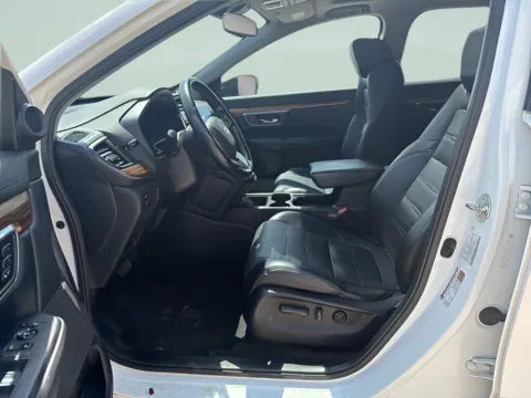 Another view of 2017 Honda CR-V Touring for sale in Chillicothe, MO at MAG CDJR