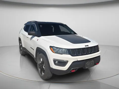 White 2018 Jeep Compass Trailhawk for sale in Chillicothe, MO