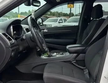 More photos of 2019 Jeep Grand Cherokee Upland at MAG CDJR, MO