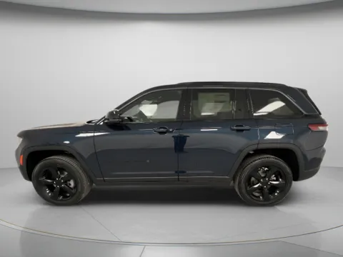 More photos of 2026 Jeep Grand Cherokee Limited at MAG CDJR, MO