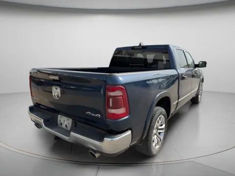 More photos of 2022 Ram 1500 Limited at MAG CDJR, MO