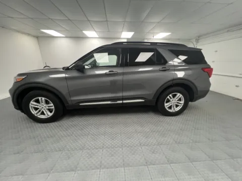 More photos of 2022 Ford Explorer XLT at MAG CDJR, MO