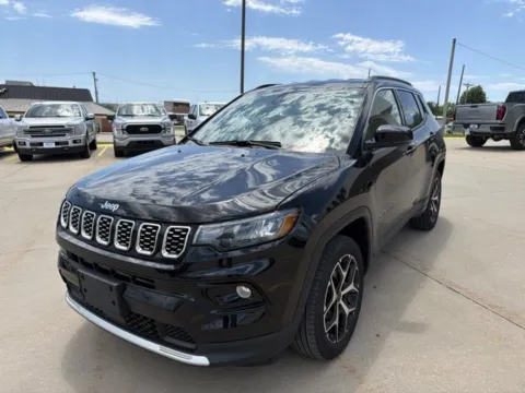 Photos of 2025 Jeep Compass Limited for sale in Chillicothe, MO at MAG CDJR