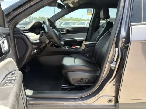Another view of 2024 Jeep Compass Limited for sale in Chillicothe, MO at MAG CDJR
