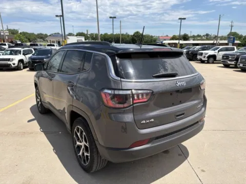 More photos of 2024 Jeep Compass Limited at MAG CDJR, MO