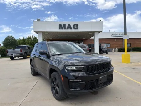 Black 2024 Jeep Grand Cherokee Limited for sale in Chillicothe, MO