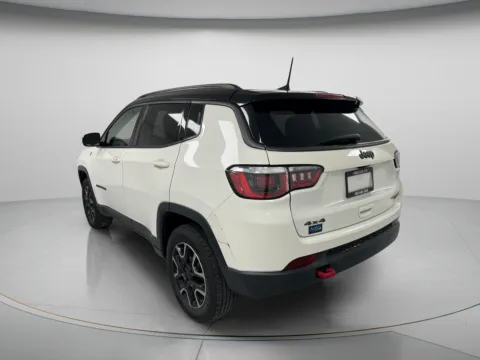 More photos of 2019 Jeep Compass Trailhawk at MAG CDJR, MO