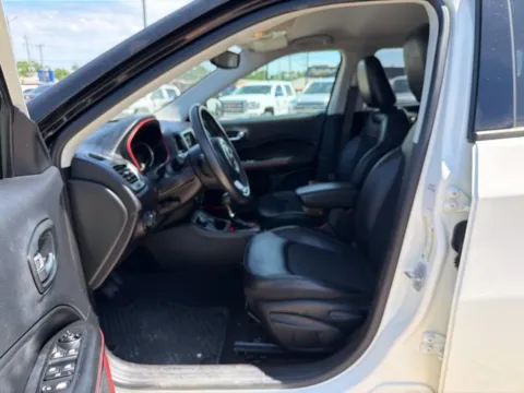 Another view of 2019 Jeep Compass Trailhawk for sale in Chillicothe, MO at MAG CDJR