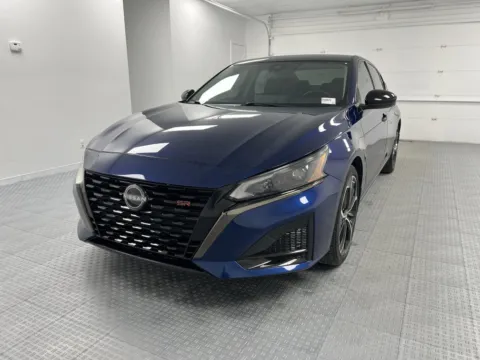 Another view of 2024 Nissan Altima 2.5 SR for sale in Chillicothe, MO at MAG CDJR