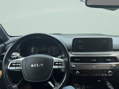 More photos of 2022 Kia Telluride SX at MAG CDJR, MO