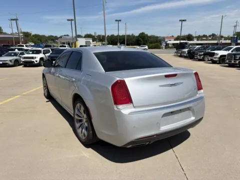 More photos of 2021 Chrysler 300 Touring L at MAG CDJR, MO