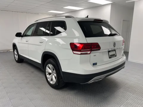More photos of 2018 Volkswagen Atlas 3.6L V6 SE at MAG CDJR, MO