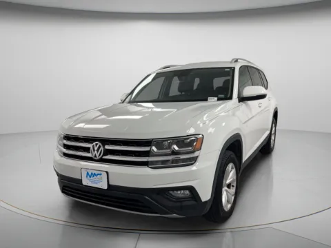 More photos of 2018 Volkswagen Atlas 3.6L V6 SE at MAG CDJR, MO