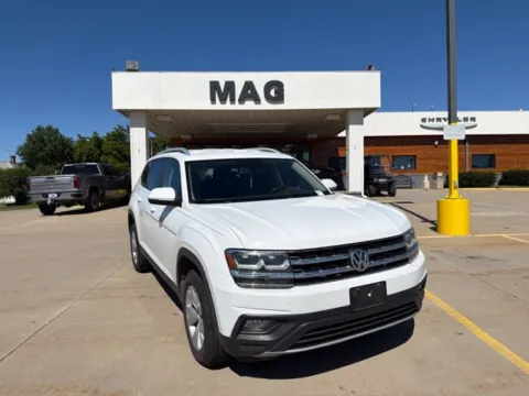 White 2018 Volkswagen Atlas 3.6L V6 SE for sale in Chillicothe, MO