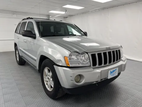 Silver 2007 Jeep Grand Cherokee Laredo for sale in Chillicothe, MO