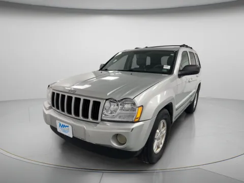 More photos of 2007 Jeep Grand Cherokee Laredo at MAG CDJR, MO