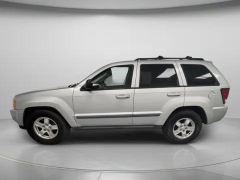More photos of 2007 Jeep Grand Cherokee Laredo at MAG CDJR, MO