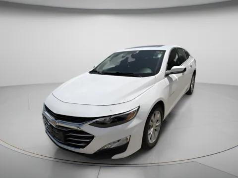 Photos of 2024 Chevrolet Malibu LT for sale in Chillicothe, MO at MAG CDJR