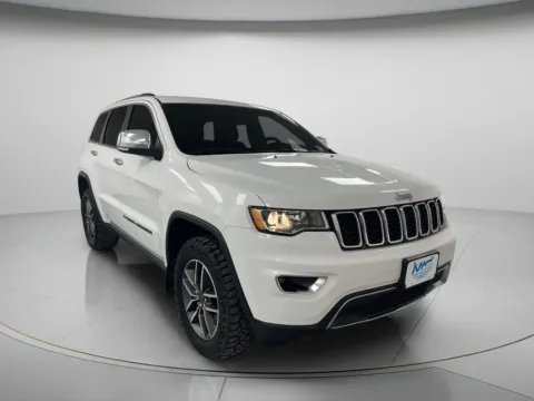 Photos of 2022 Jeep Grand Cherokee WK Limited for sale in Chillicothe, MO at MAG CDJR