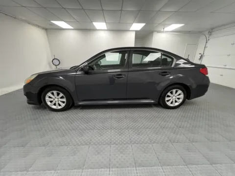 More photos of 2011 Subaru Legacy 2.5i Prem AWP/Pwr Moon at MAG CDJR, MO