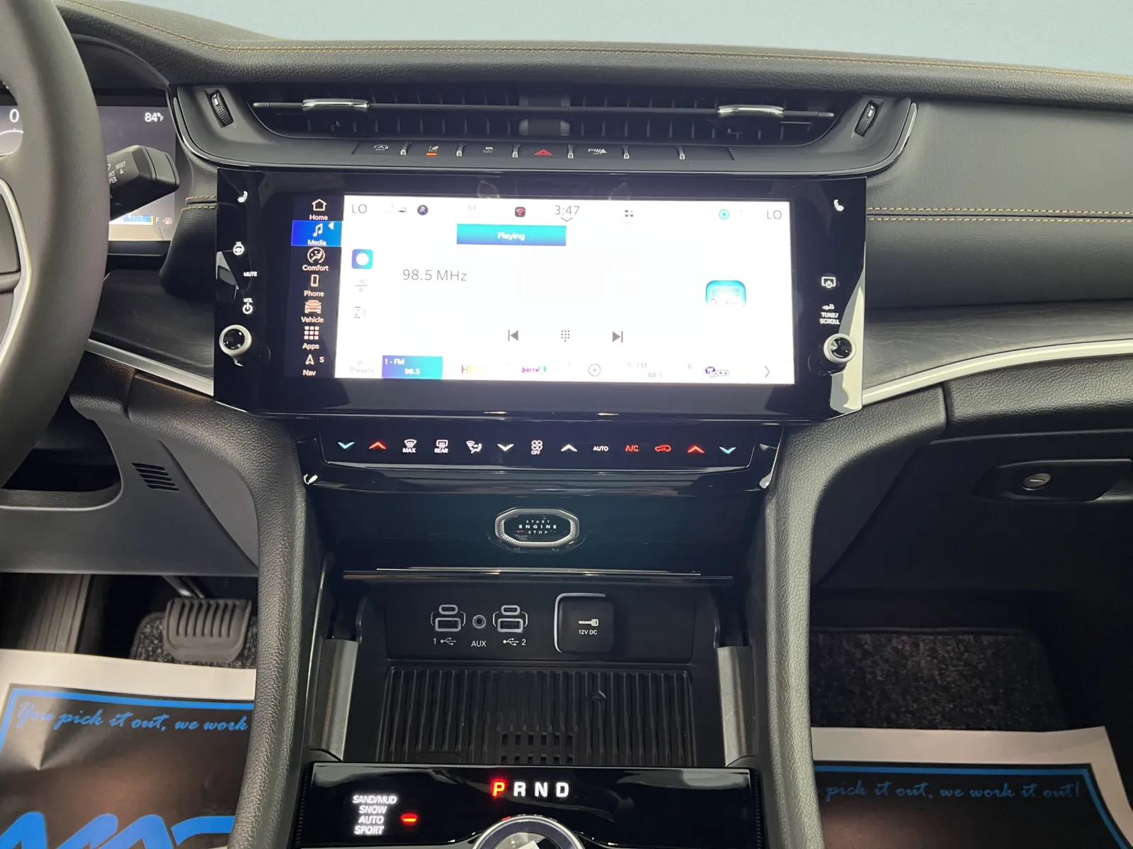 Jeep Grand Cherokee L photo 18