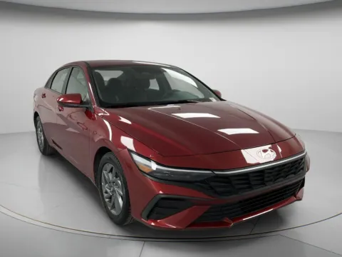 Photos of 2024 Hyundai Elantra SEL for sale in Chillicothe, MO at MAG CDJR