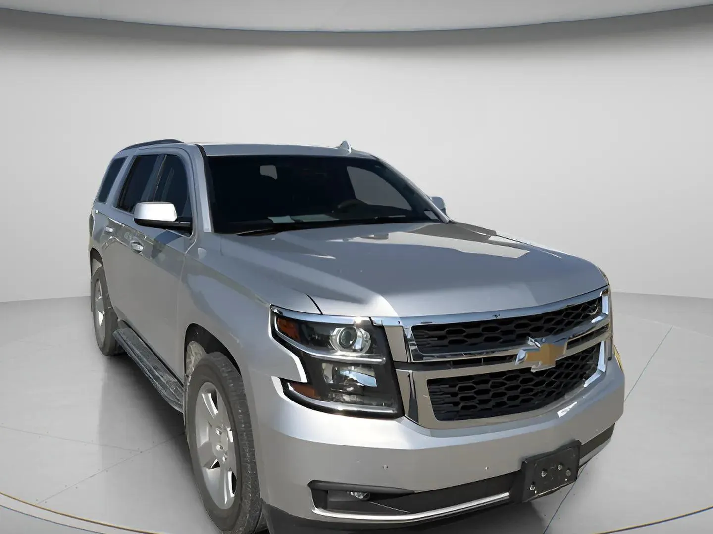 Silver 2017 Chevrolet Tahoe LT for sale in Chillicothe, MO