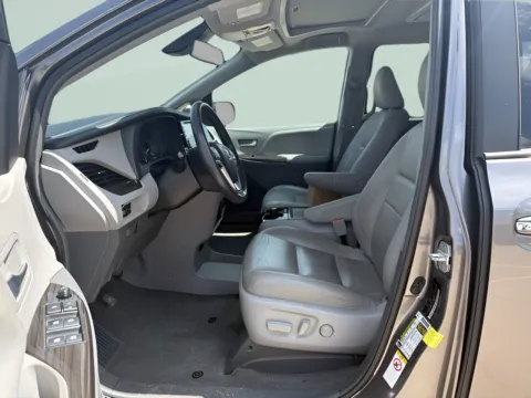 Another view of 2018 Toyota Sienna XLE Premium for sale in Chillicothe, MO at MAG CDJR