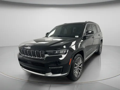 More photos of 2021 Jeep Grand Cherokee L Summit Reserve at MAG CDJR, MO