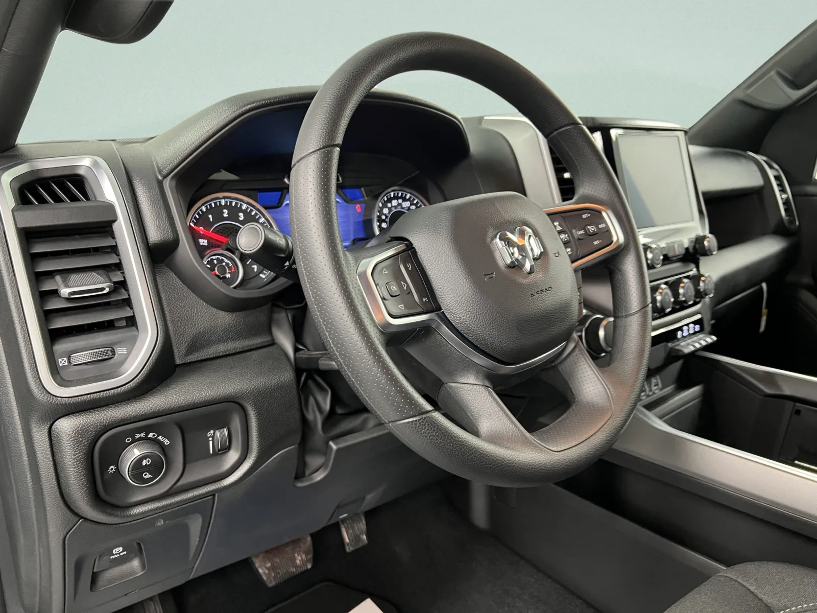 Ram 1500 photo 13
