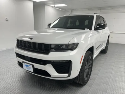 Another view of 2026 Jeep Grand Cherokee Limited Reserve for sale in Chillicothe, MO at MAG CDJR