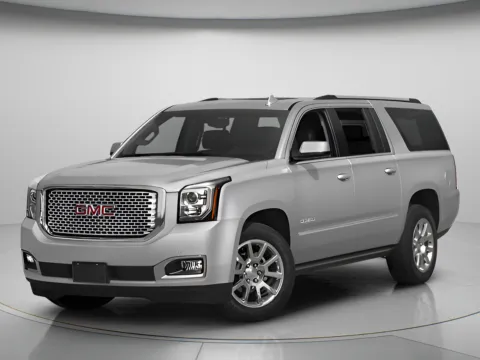 Silver 2018 GMC Yukon XL Denali for sale in Chillicothe, MO