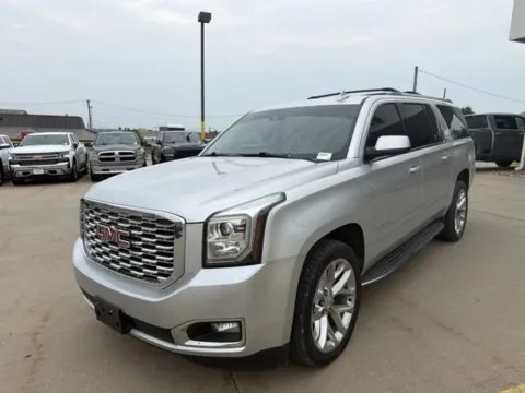 Photos of 2018 GMC Yukon XL Denali for sale in Chillicothe, MO at MAG CDJR
