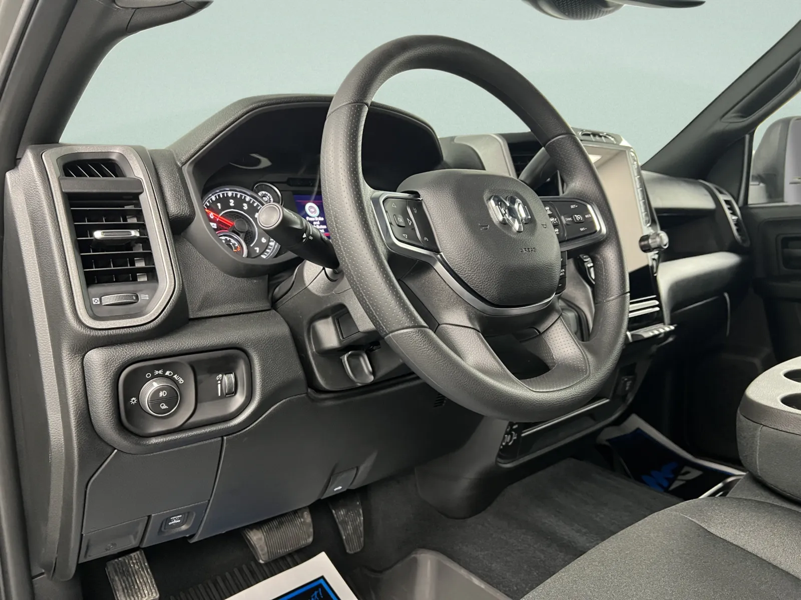 Ram 2500 photo 12