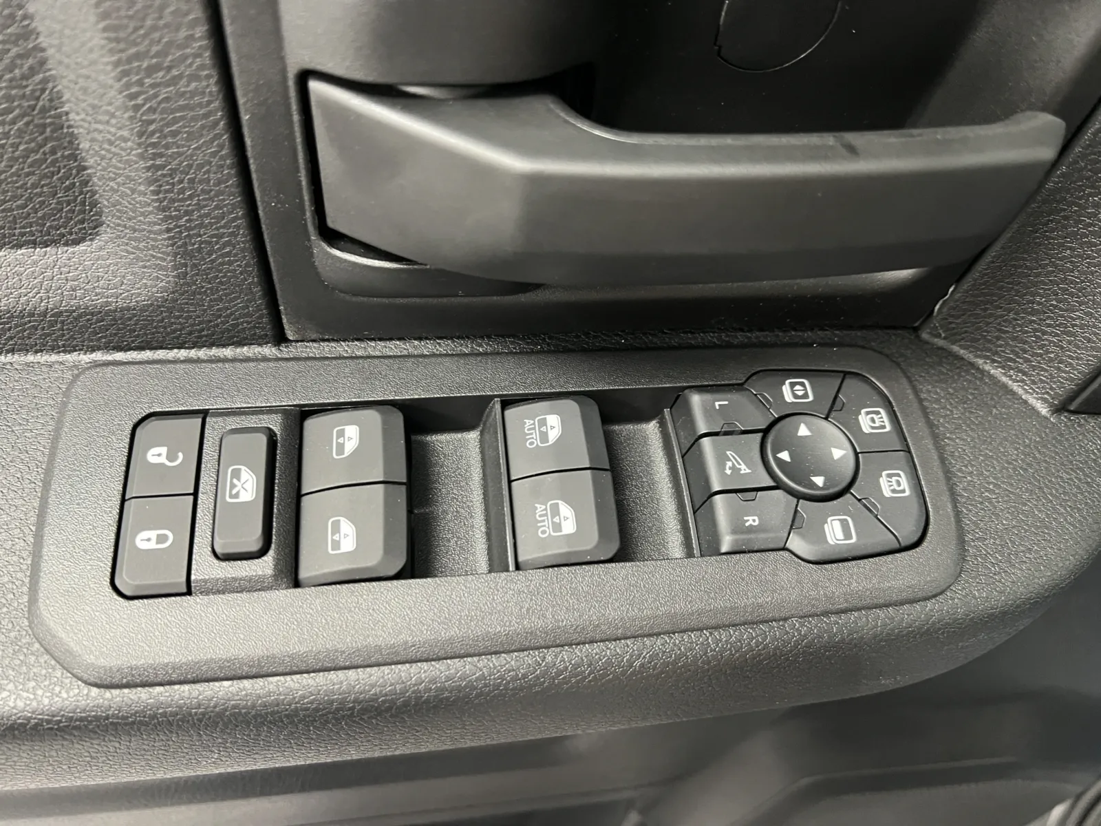 Ram 2500 photo 15