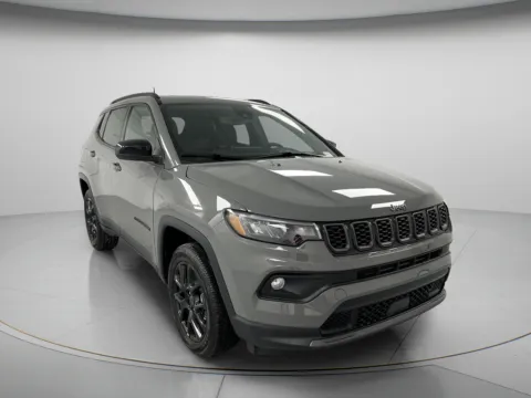 Photos of 2026 Jeep Compass Latitude Altitude for sale in Chillicothe, MO at MAG CDJR