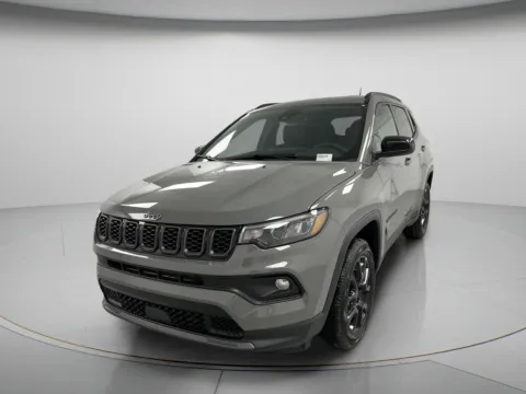 More photos of 2026 Jeep Compass Latitude Altitude at MAG CDJR, MO