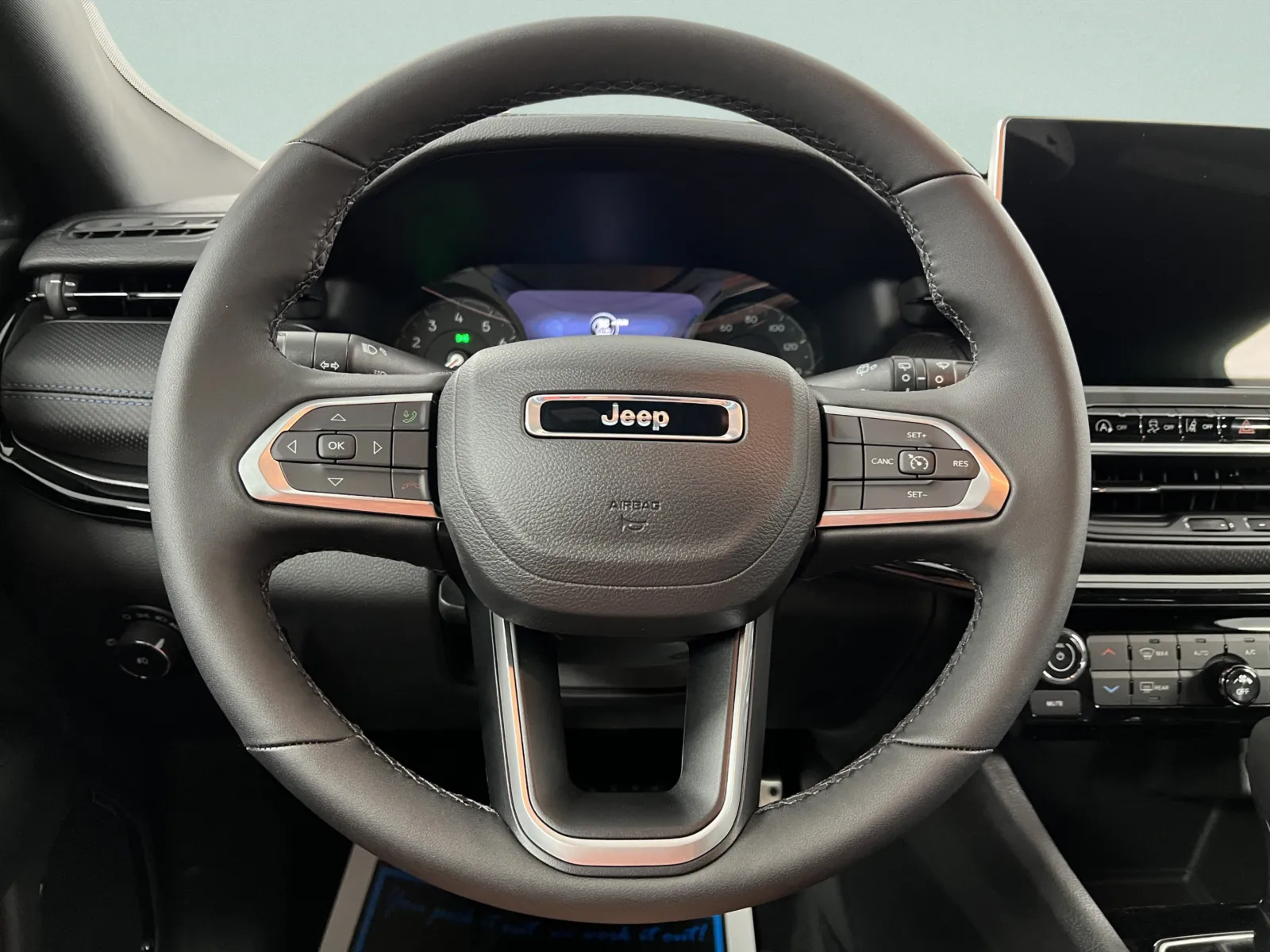 Jeep Compass photo 26